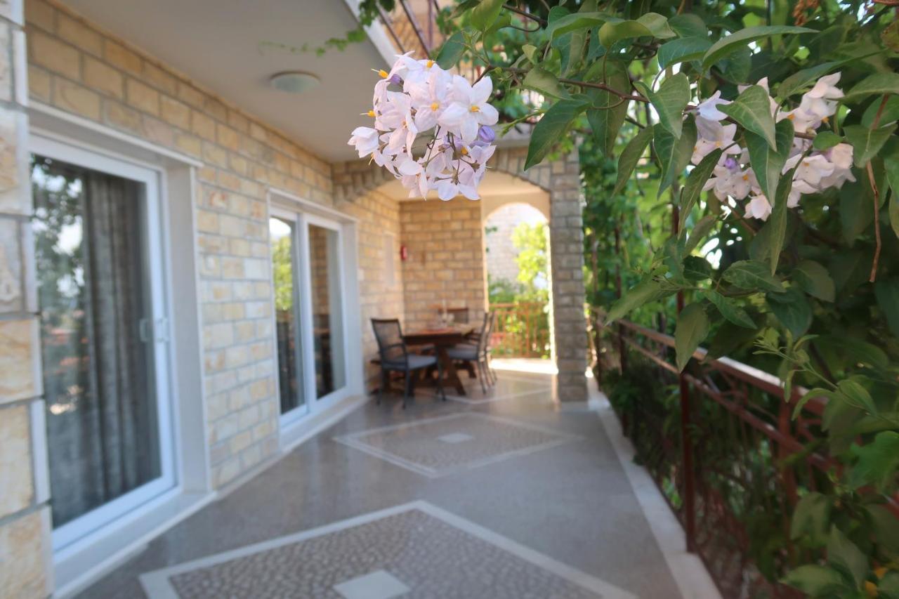 Cvita Apartments Trogir Exterior photo
